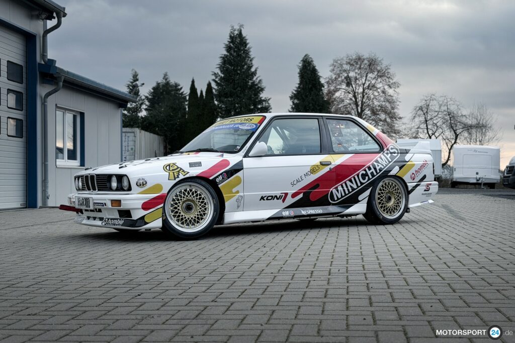 BMW M3 der Baureihe E30 als Gruppe-A-Rennwagen
