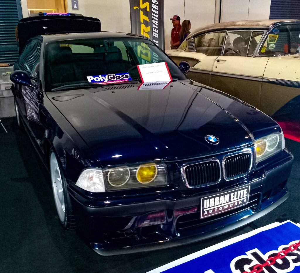 BMW 318is E36 Serienmodell