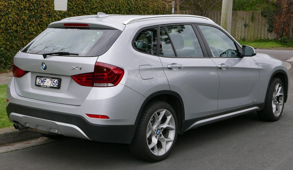 BMW X1 E84 sDrive20i von hinten