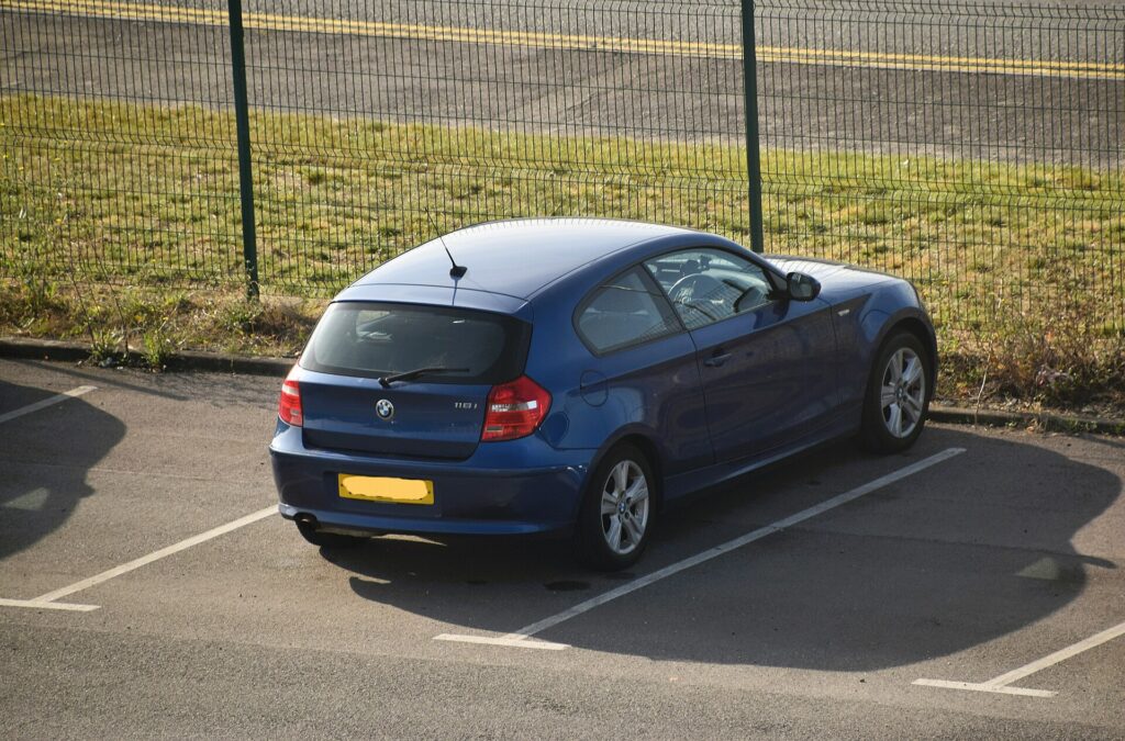 BMW 1er E81 118i in der Seitenansicht
