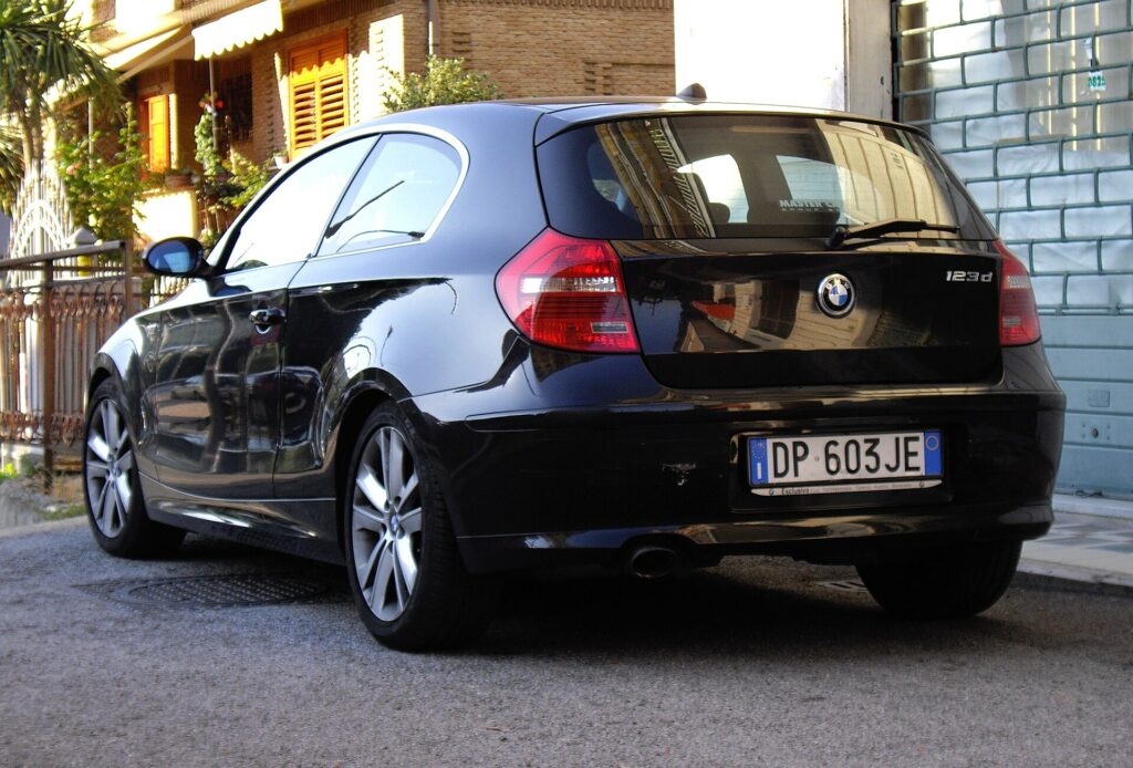 BMW 1er E81 123d