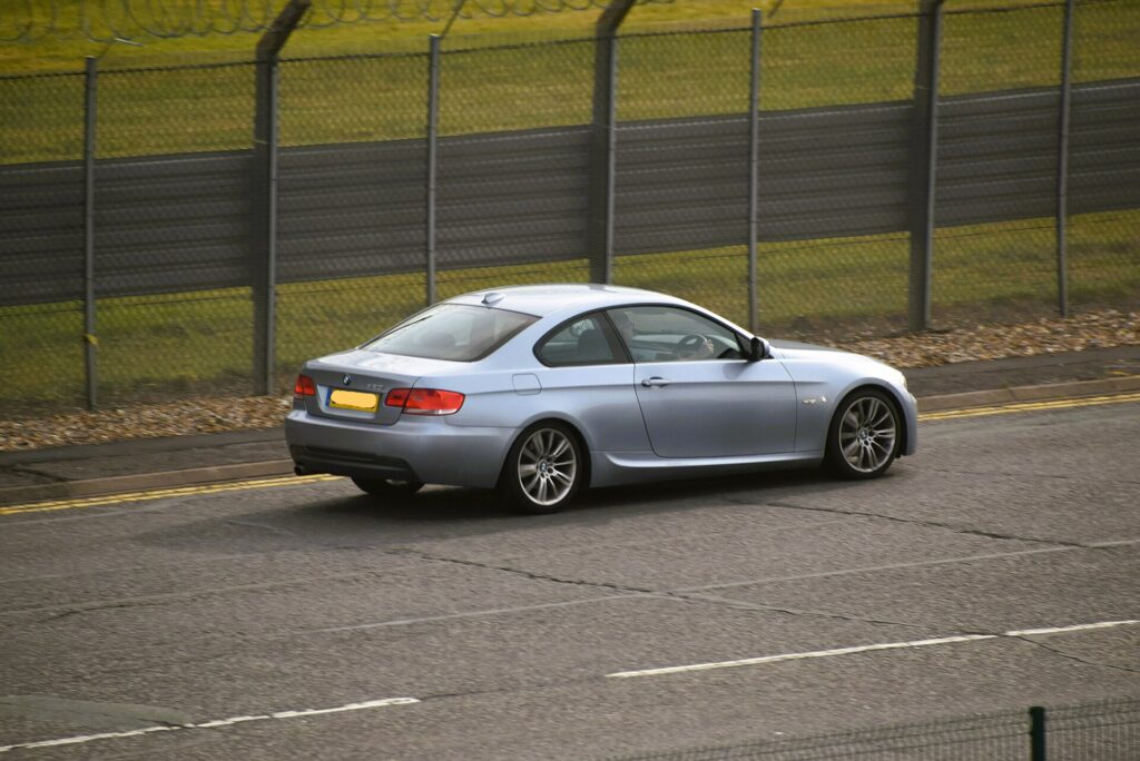 BMW 3er E92 320i Coupé