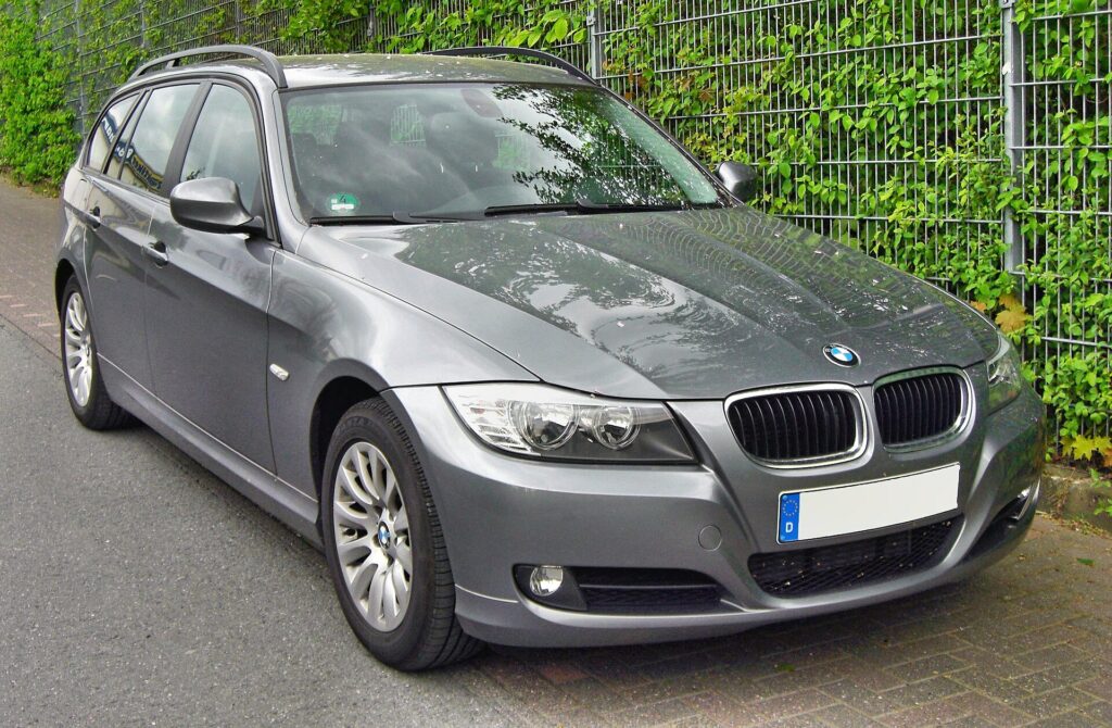 BMW 3er E91 Touring Facelift von vorn