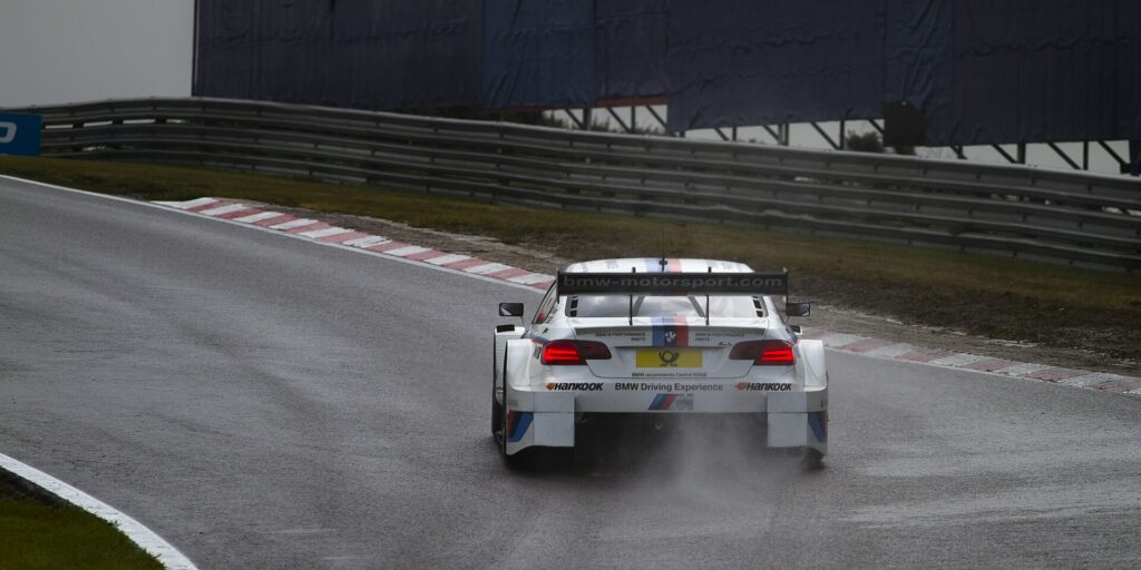 BMW M3 DTM Rennwagen