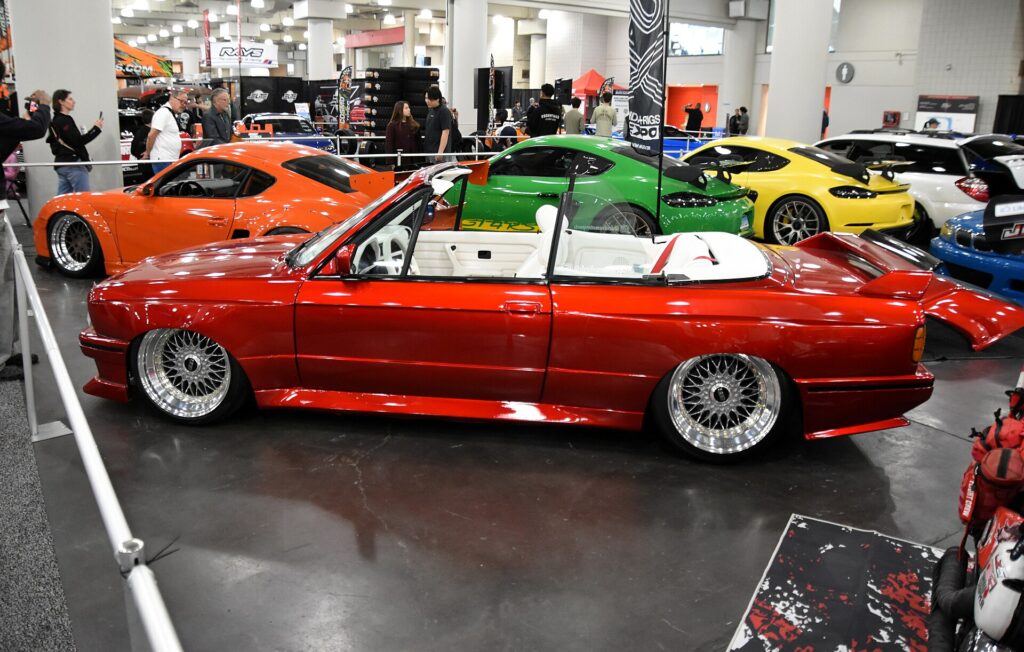 BMW M3 E30 Cabrio in der Seitenansicht