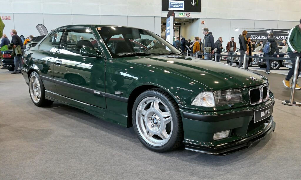 BMW M3 GT E36 schräg von vorn