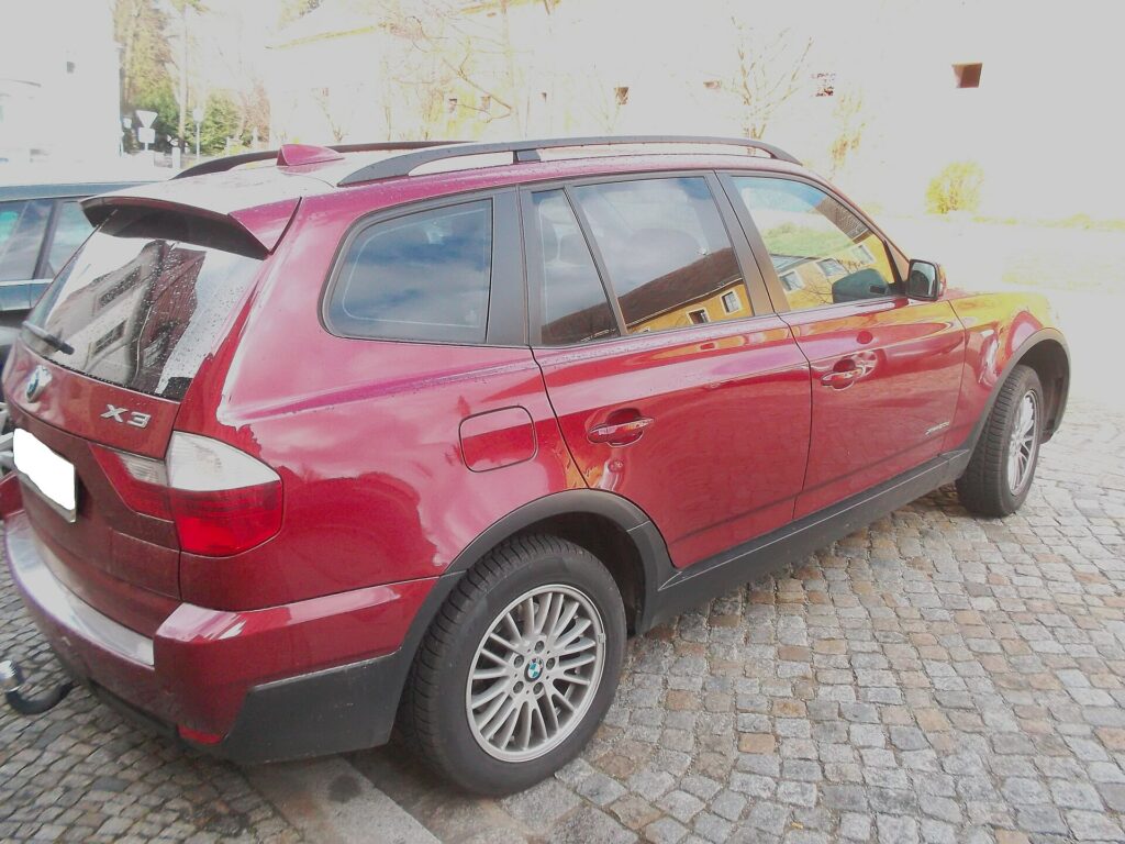 BMW X3 E83 in der Seitenansicht