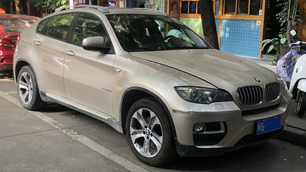 BMW X6 E71 nach der Modellpflege von vorn