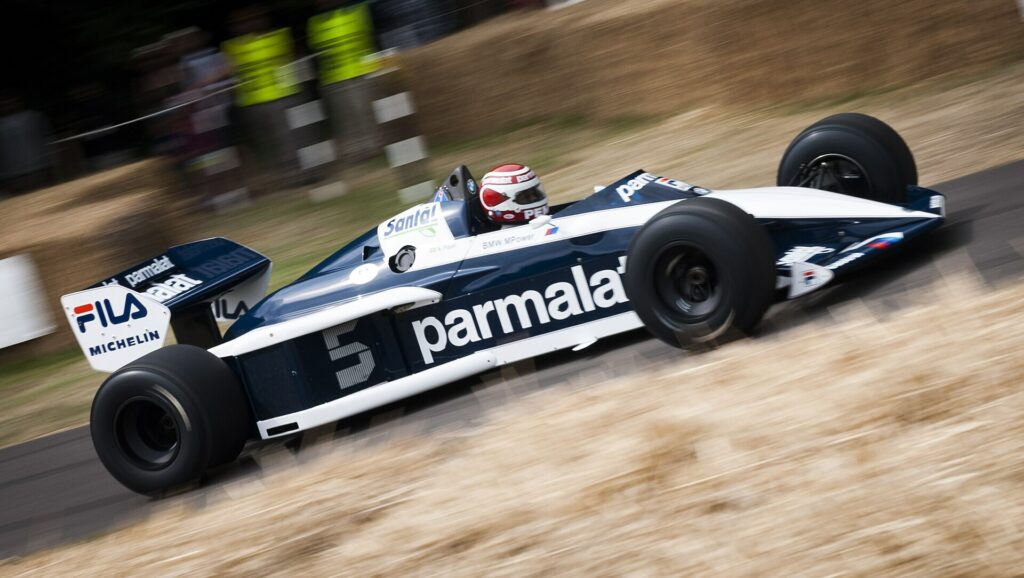 Nelson Piquet fährt den Brabham BMW BT52 beim Goodwood Festival of Speed 2013