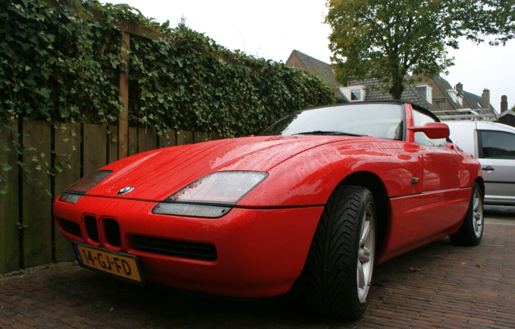 BMW Z1 in Rot, Frontansicht