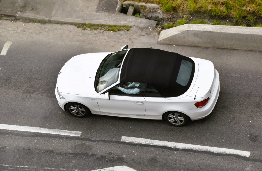 BMW 1er Cabrio der Baureihe E88 von vorn