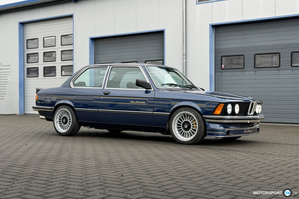 Alpina B6 2.8 auf Basis BMW E21, dunkelblau mit Alpina-Dekor