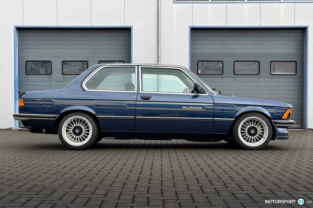 Alpina B6 2.8 auf Basis BMW E21, dunkelblau mit Alpina-Dekor