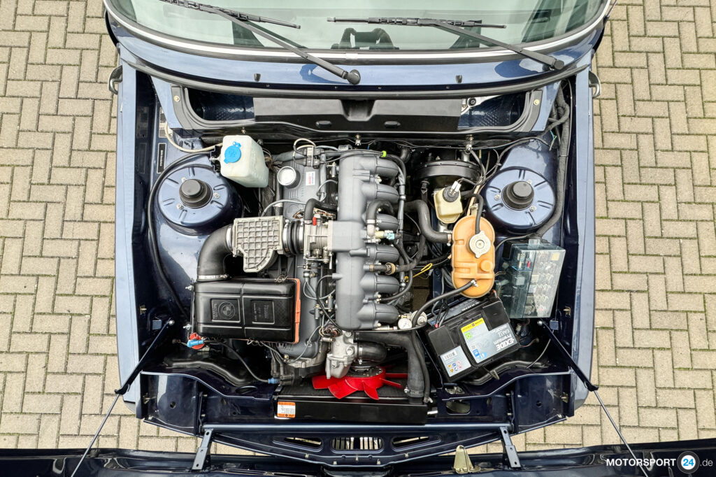 Alpina B6 2.8 auf Basis BMW E21, dunkelblau mit Alpina-Dekor