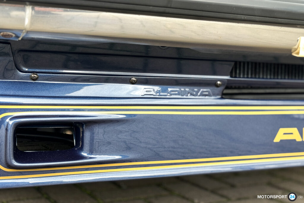 Alpina B6 2.8 auf Basis BMW E21, dunkelblau mit Alpina-Dekor
