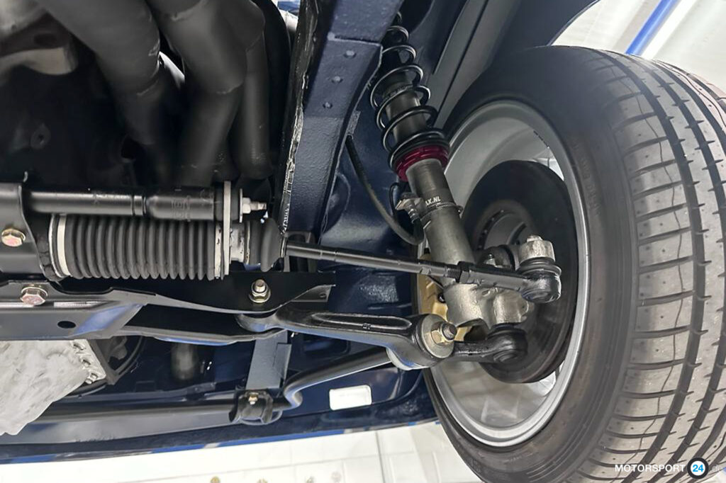Alpina B6 2.8 auf Basis BMW E21, dunkelblau mit Alpina-Dekor