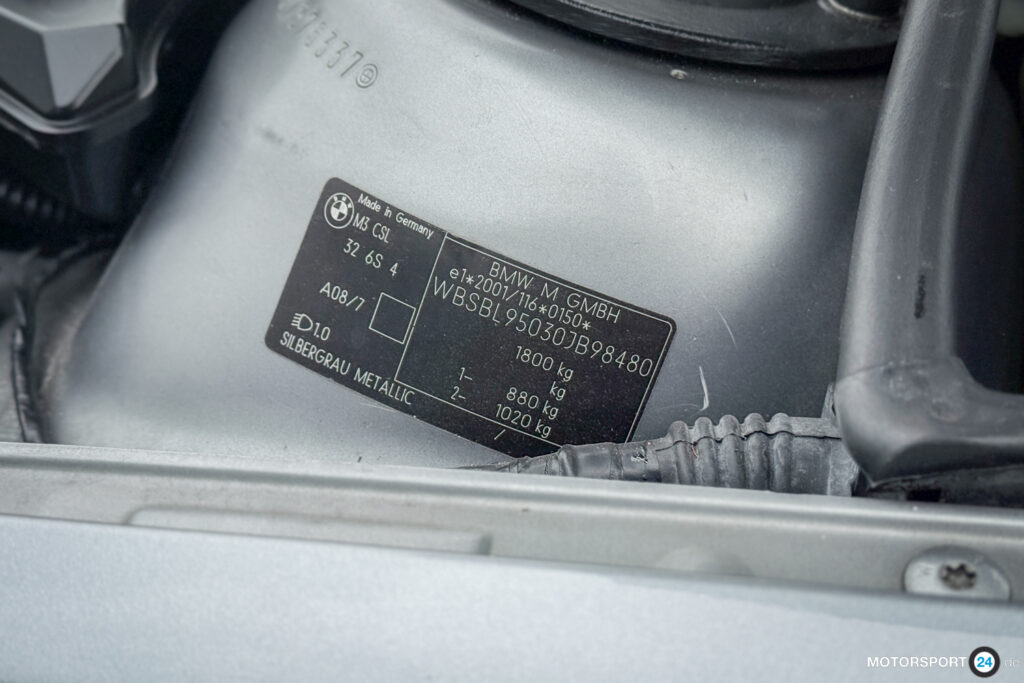 Typenschild des BMW M3 CSL