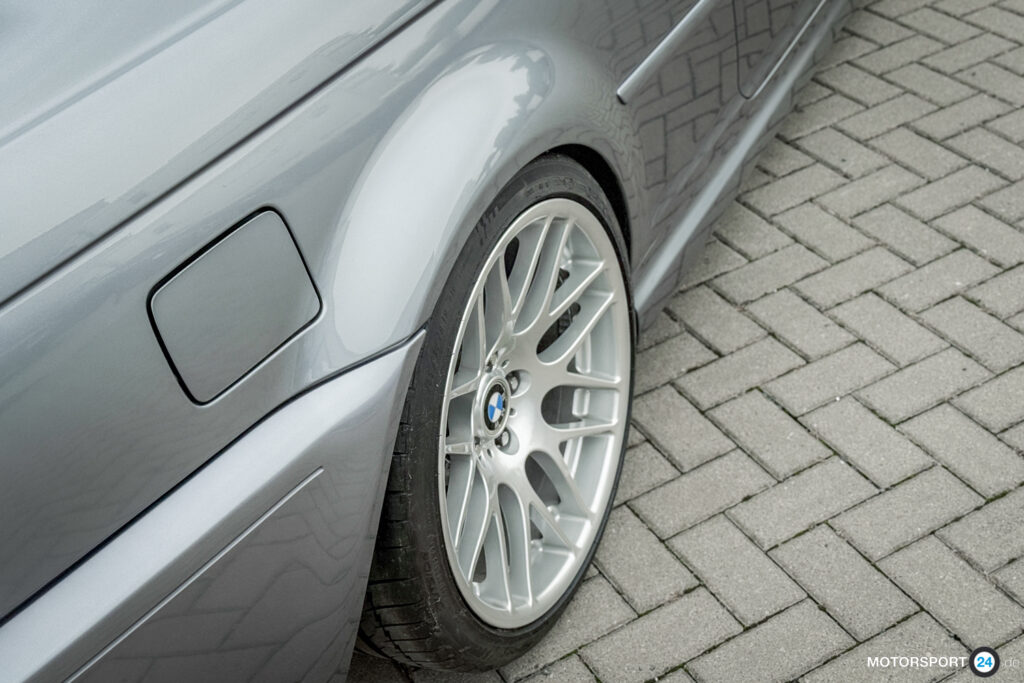 Hinterrad des BMW M3 CSL