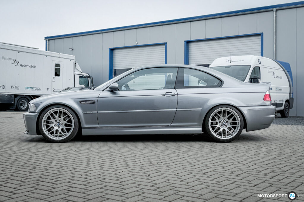 BMW M3 CSL in der Seitenansicht