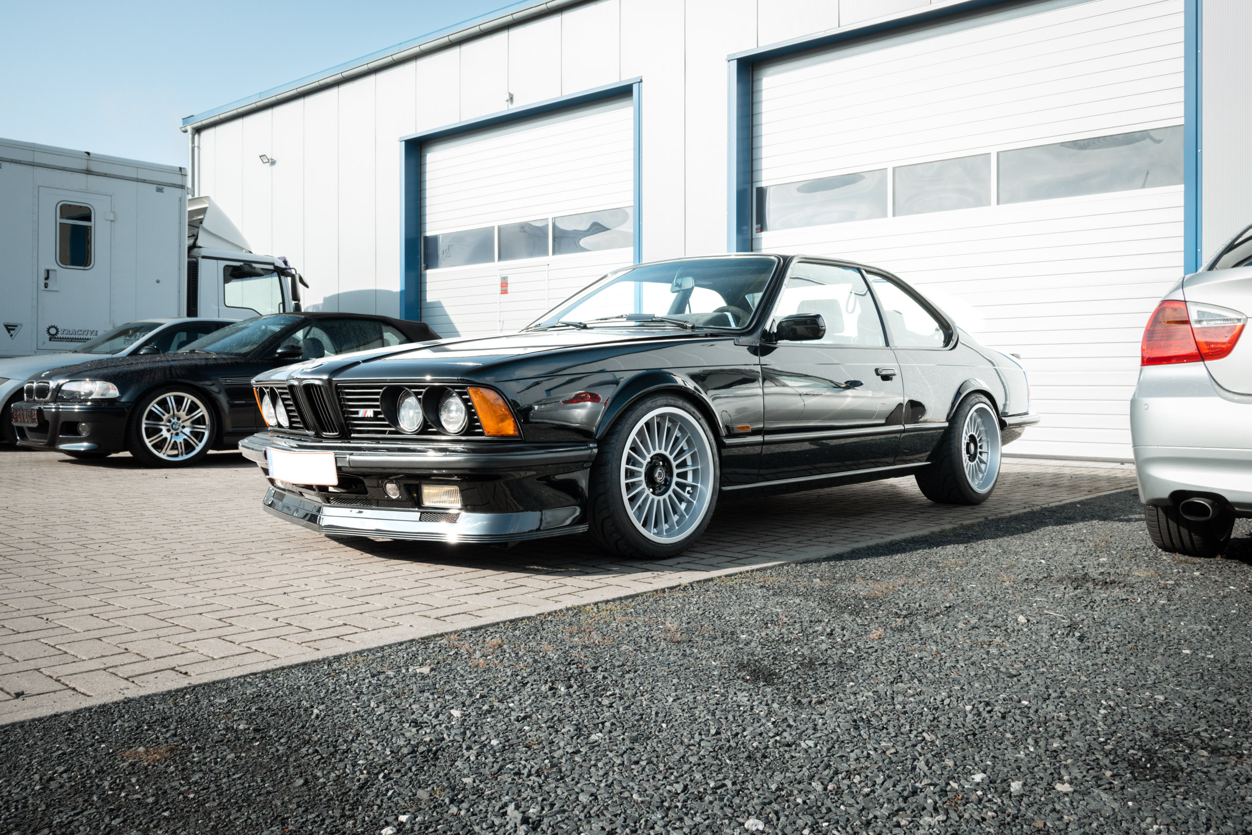 Sharper than from the factory: A BMW M635 CSi with 350 PS