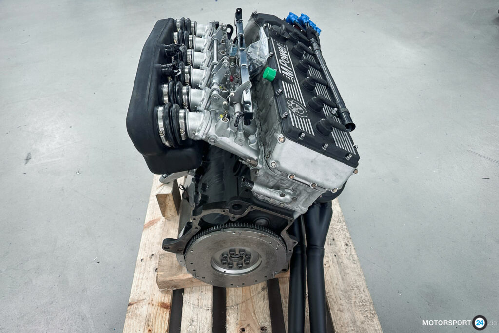 BMW M88/3 Reihensechszylinder, frisch revidiert, Werkstattaufnahme