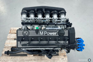 BMW M88/3 Reihensechszylinder, frisch revidiert, Werkstattaufnahme