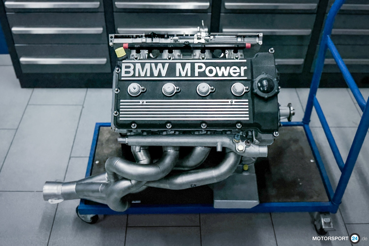 BMW S14B25 Rennmotor, frisch aufgebaut, Werkstattaufnahme