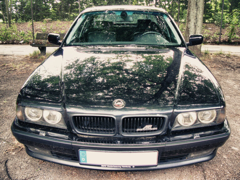 BMW 7er der Baureihe E38 mit AC-Schnitzer-Teilen