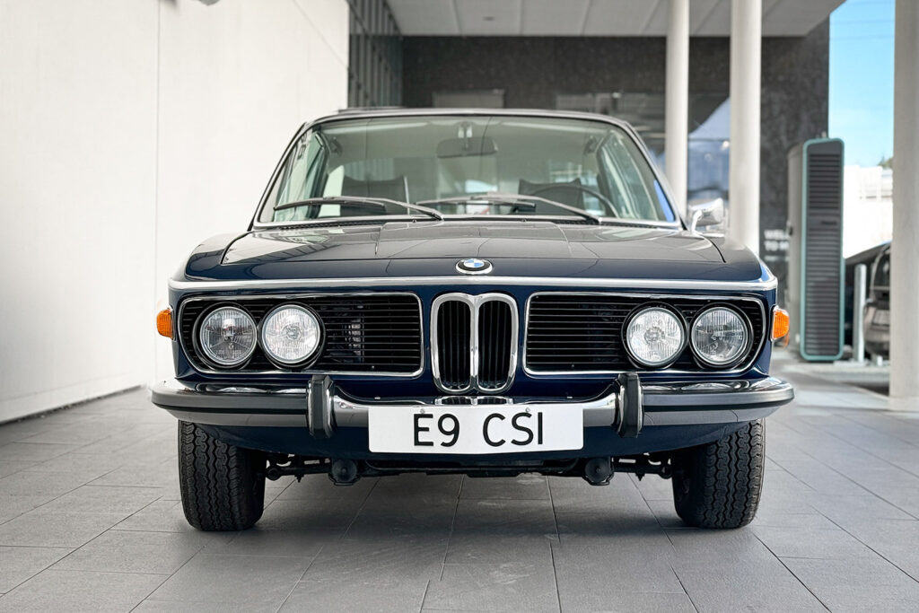 BMW 3.0 CSi der Baureihe E9 von vorn